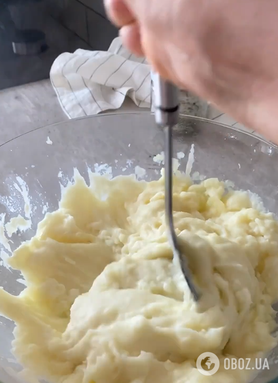 Картопляне пюре в духовці під хрусткою скоринкою: як приготувати звичну страву по-новому