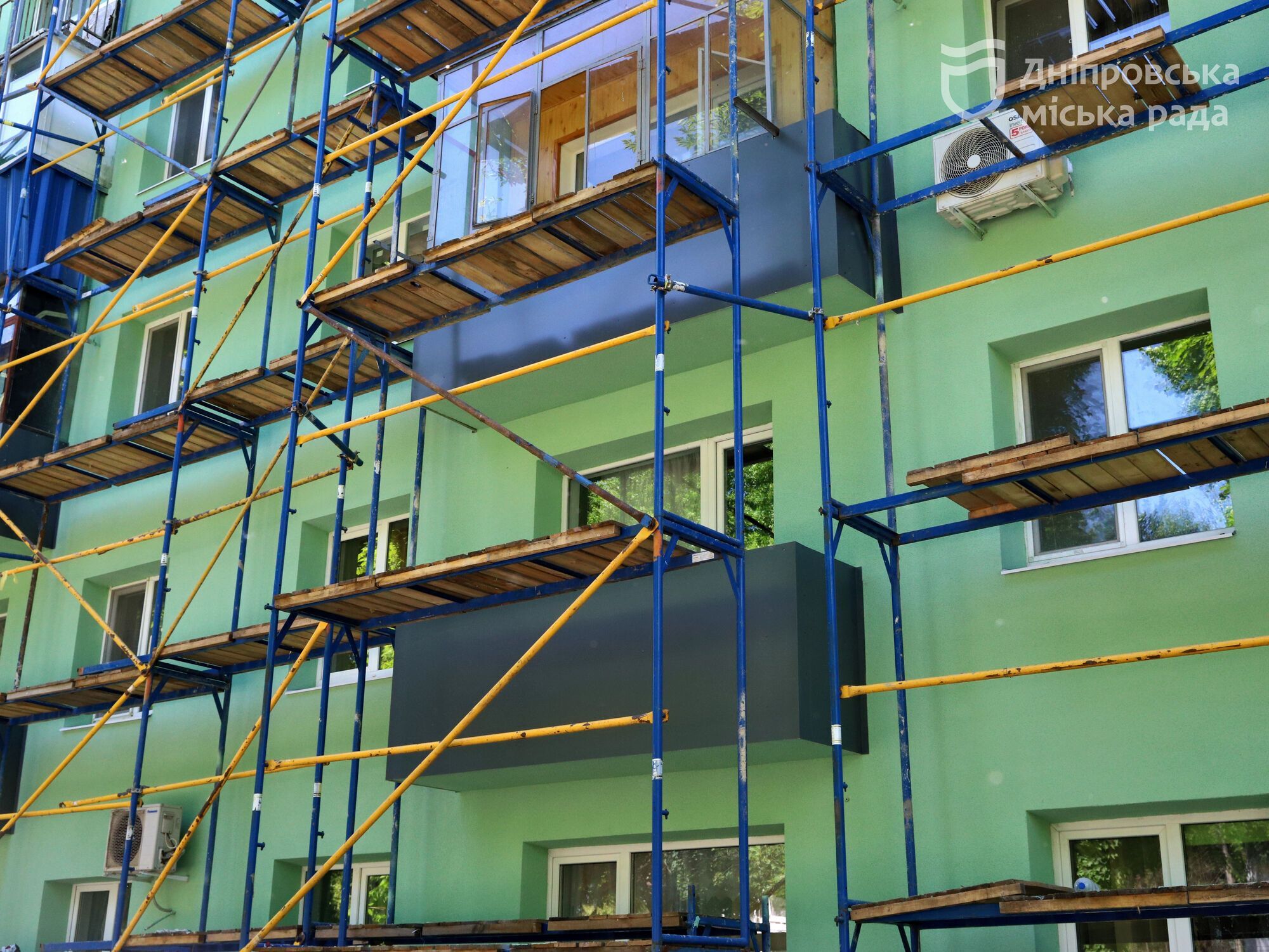 Будет теплее и позволит сэкономить: в Днепре провели термомодернизацию домов