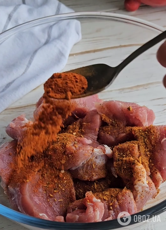 С каким соусом приготовить свинину, чтобы она была мягкой и сочной: делимся самым удачным рецептом