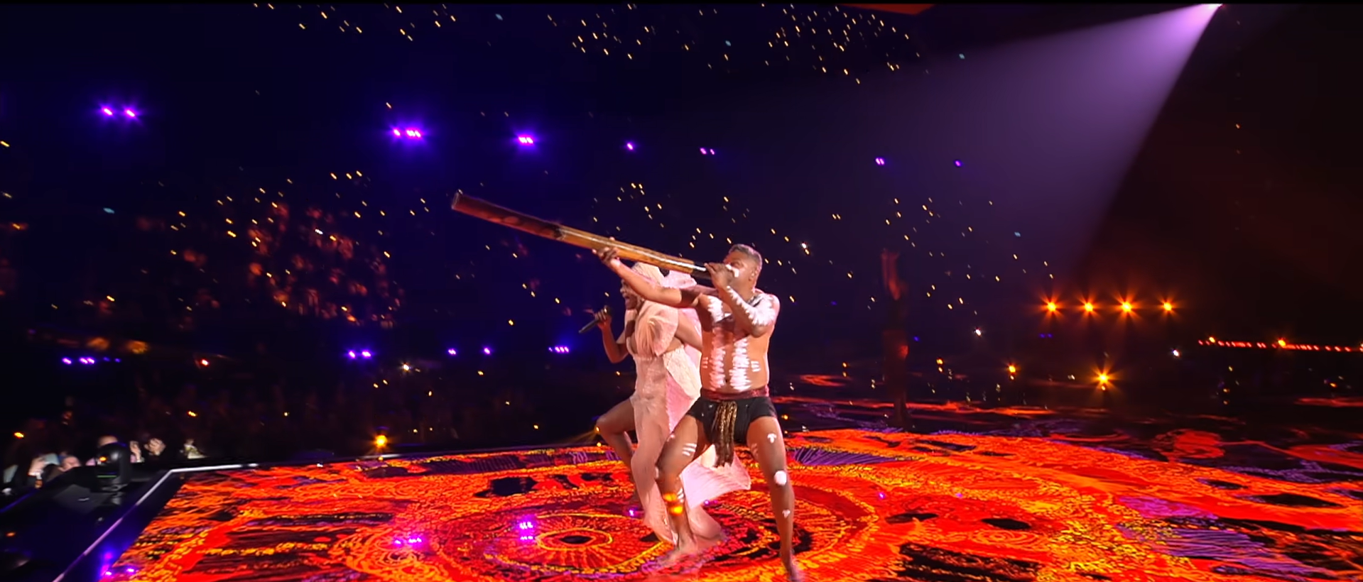 Песня Австралии вошла в историю Евровидения: о чем не попавшая в финал One Mikali (One Blood) от Electric Fields