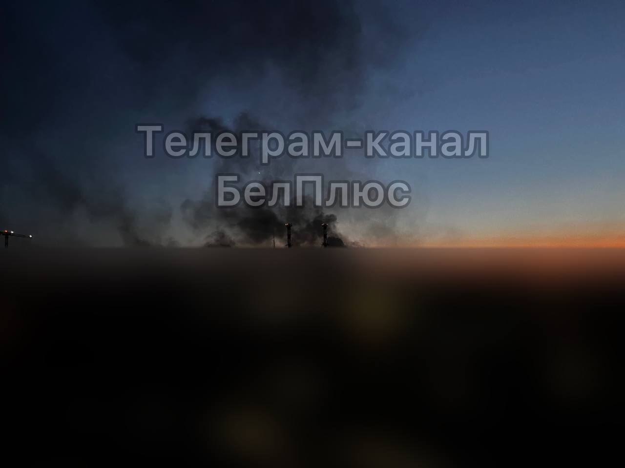 В российском Белгороде раздались взрывы: власти заявили о повреждении домов и пострадавших. Фото и видео