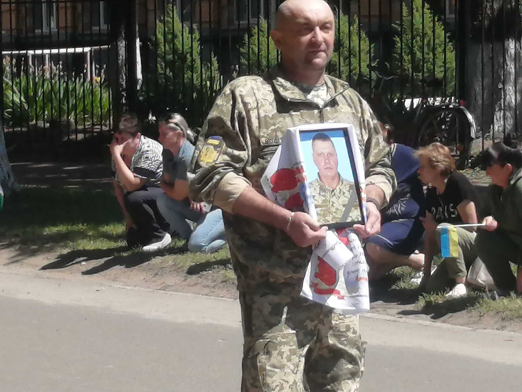 В боях на фронте погиб преподаватель медколледжа с Черниговщины. Фото