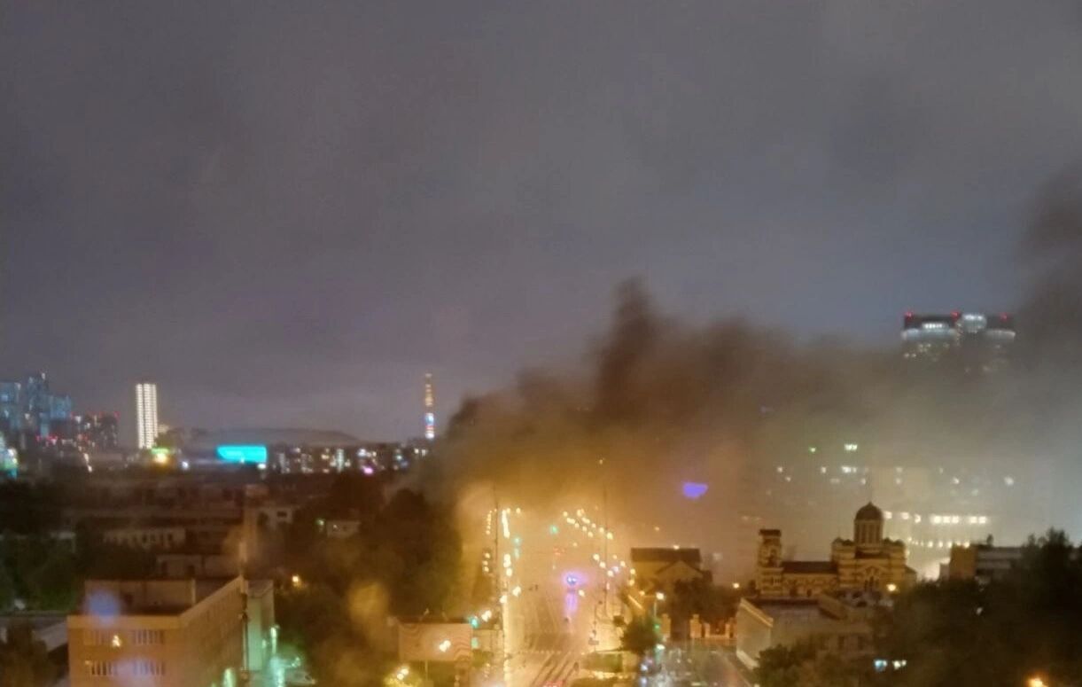 В Москве произошел пожар в ОКБ "Сухого", где разрабатывают самолеты Су. Видео