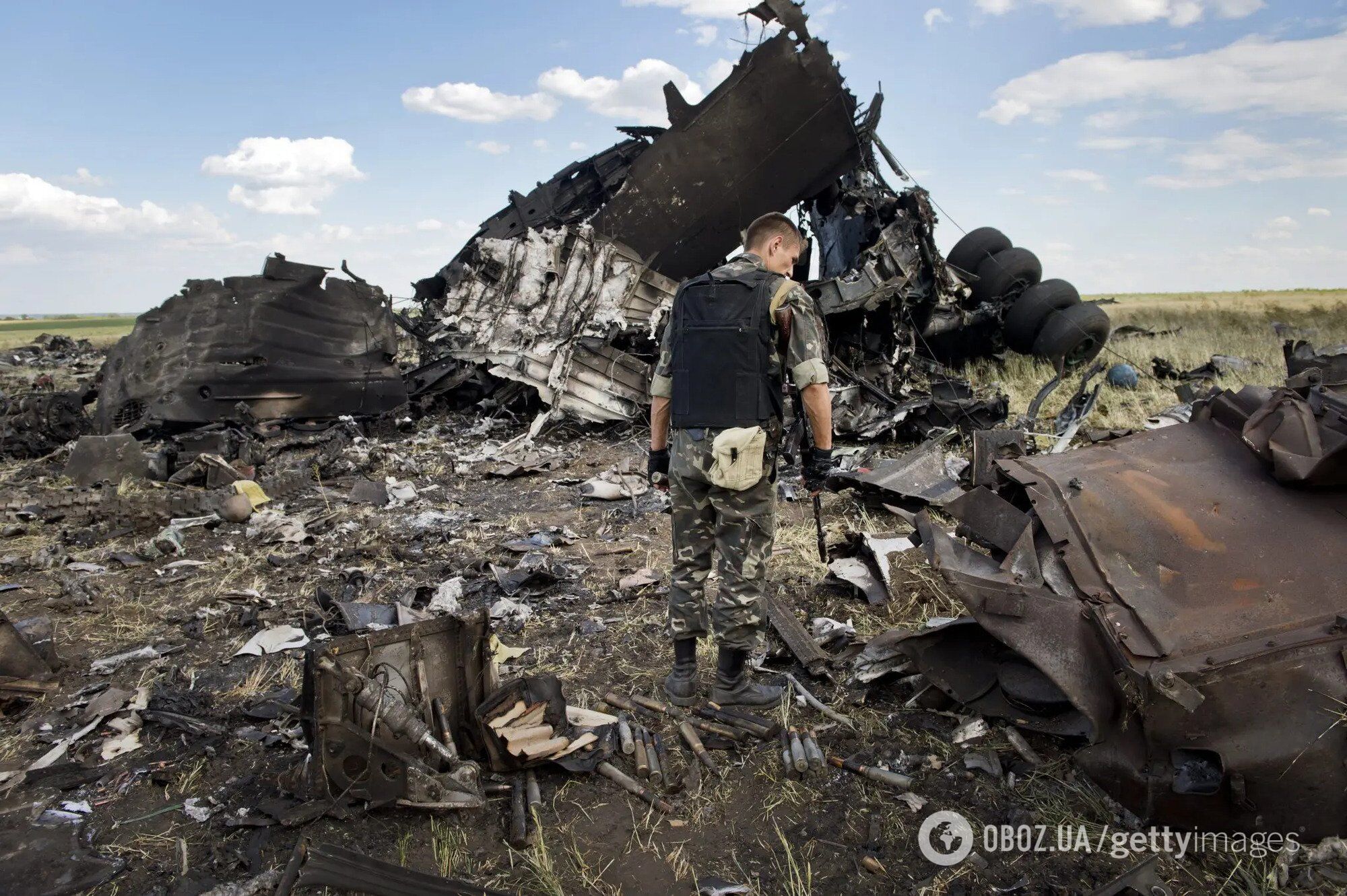 Десять років тому в аеропорту Луганська бойовики збили літак Іл-76 України, 49 військових загинули. Головні факти про злочин РФ