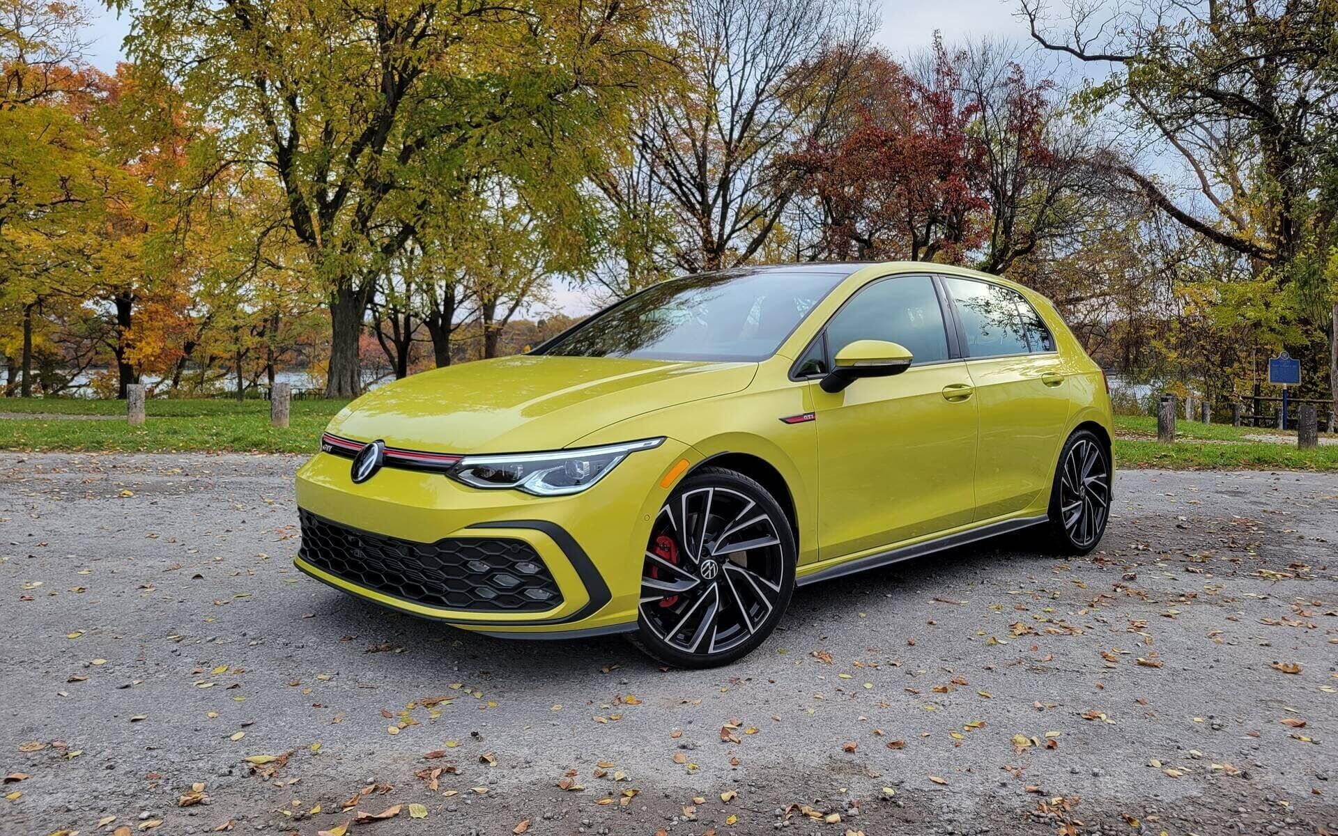 Топ-10 найбезпечніших авто для молодої родини з дітьми