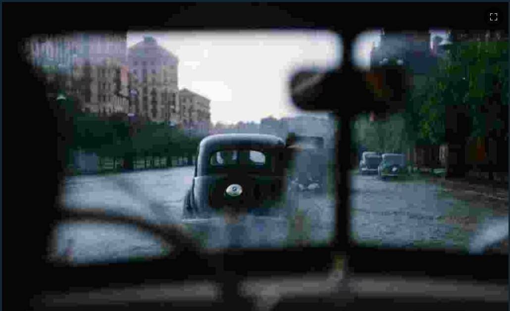 У мережі показали, як затоплювало Хрещатик у Києві під час дощів у 1950-х роках. Архівні фото