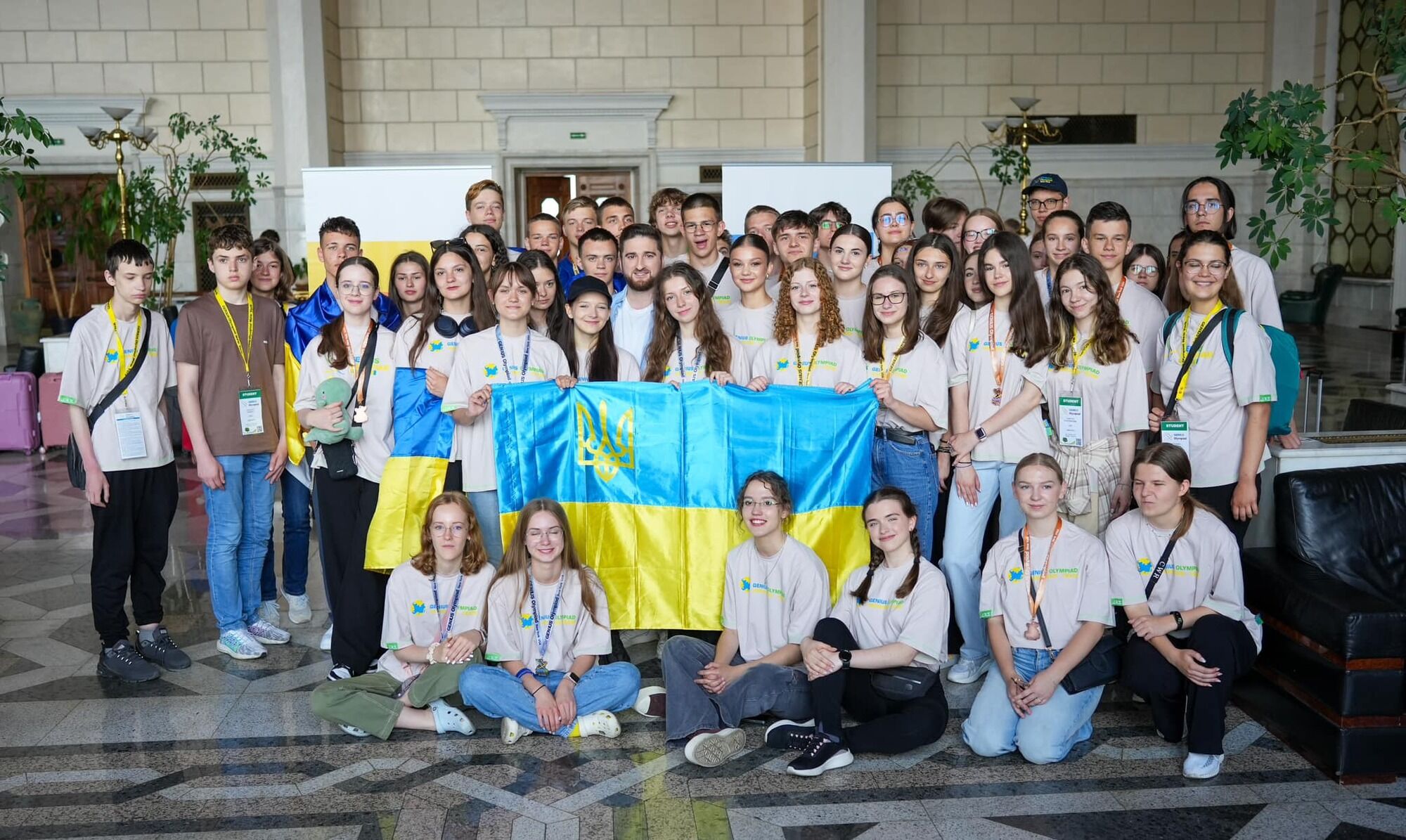 Украинские школьники получили 46 наград на престижном конкурсе в США: Лисовой лично встречал их с поезда. Фото