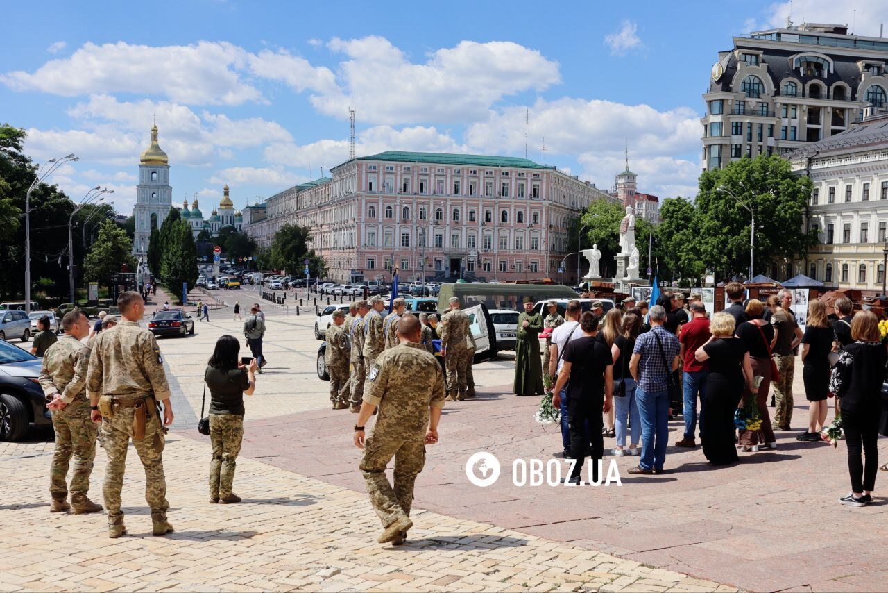 Был одним из легендарных "Призраков Киева": в столице простились с военным летчиком Валентином Коренчуком. Фото и видео