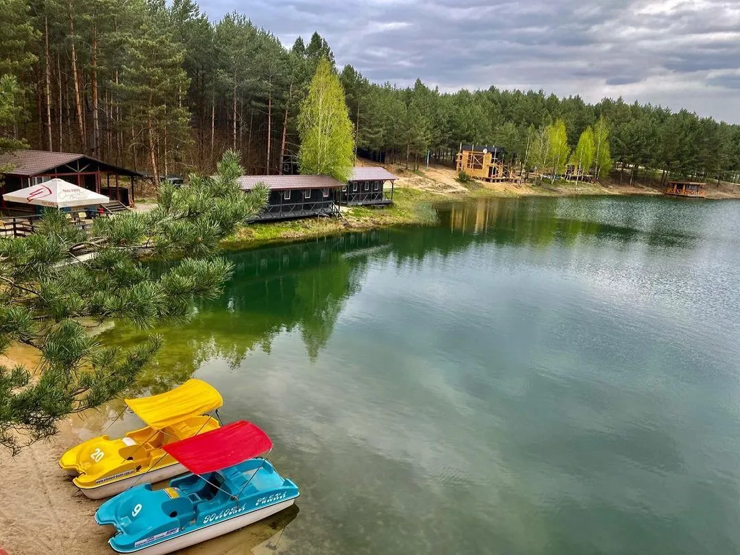 Пляжний відпочинок в Україні: де можна поплавати й позасмагати