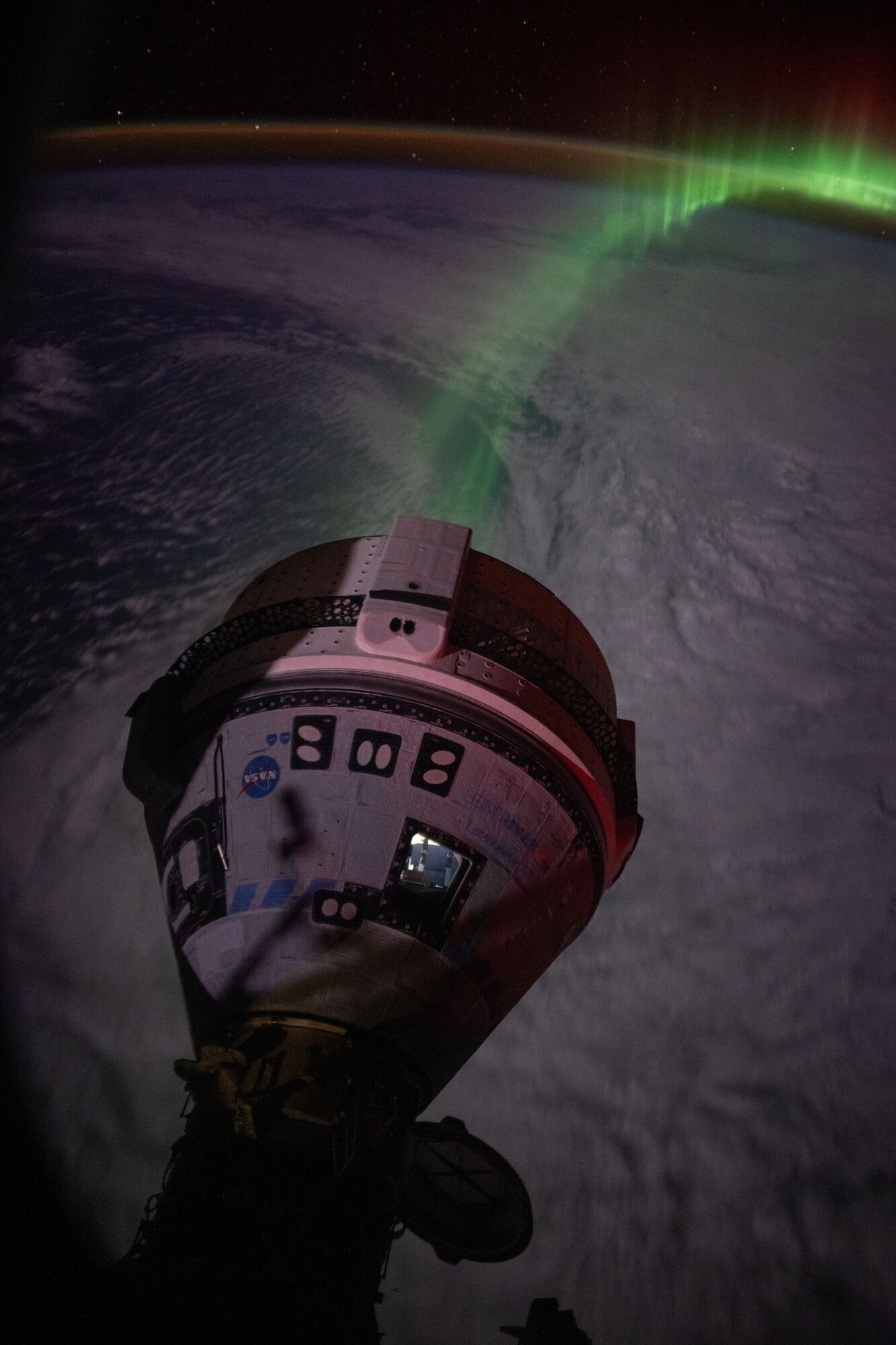 Северное сияние из космоса! Астронавт NASA снял потрясающее видео