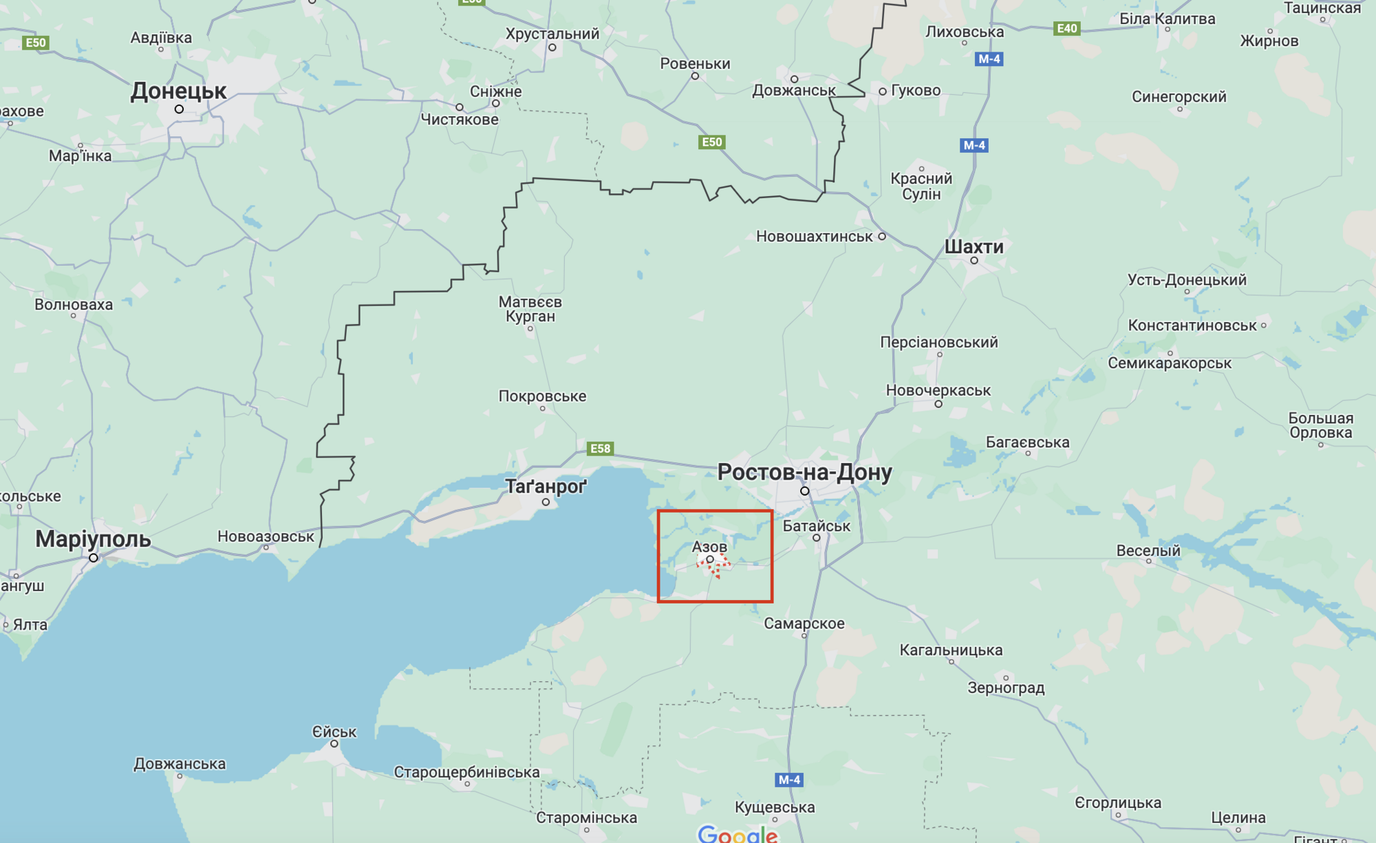 Пожар на нефтебазе в Ростовской области РФ не могут потушить второй день. Фото и видео