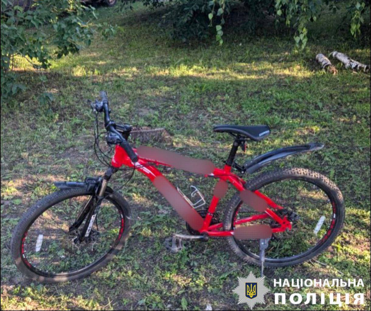 Под Киевом легковушка сбила 14-летнего велосипедиста. Подробности ДТП и фото