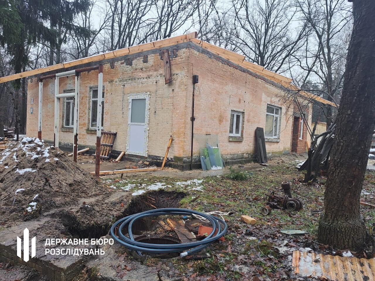 Украли более 2,2 млн грн на ремонте оборонных объектов: ГБР сообщило о подозрении чиновнику и предпринимателю с Волыни
