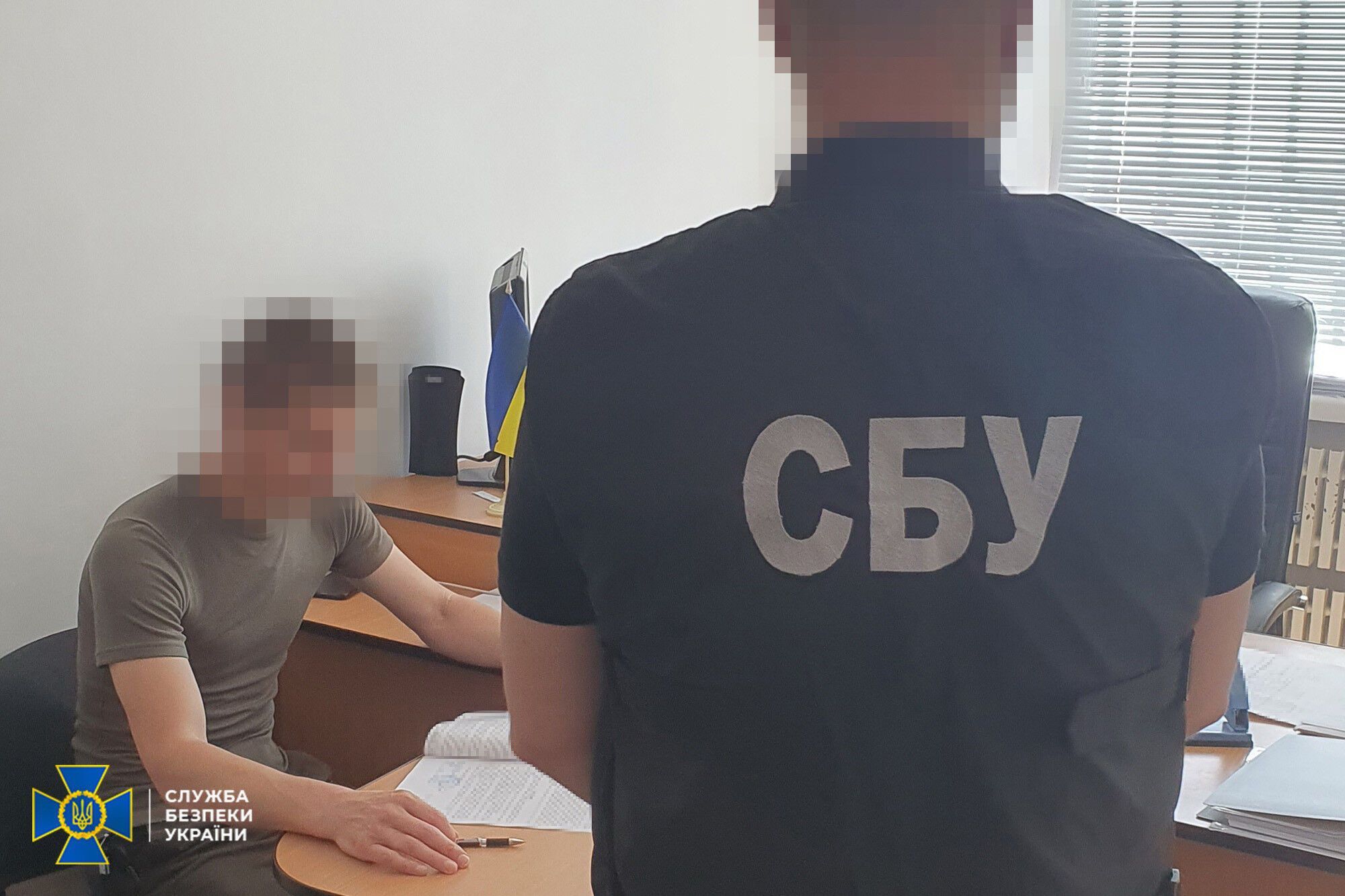 СБУ задержала двух блогеров, "засветивших" позиции ВСУ в соцсетях. Фото