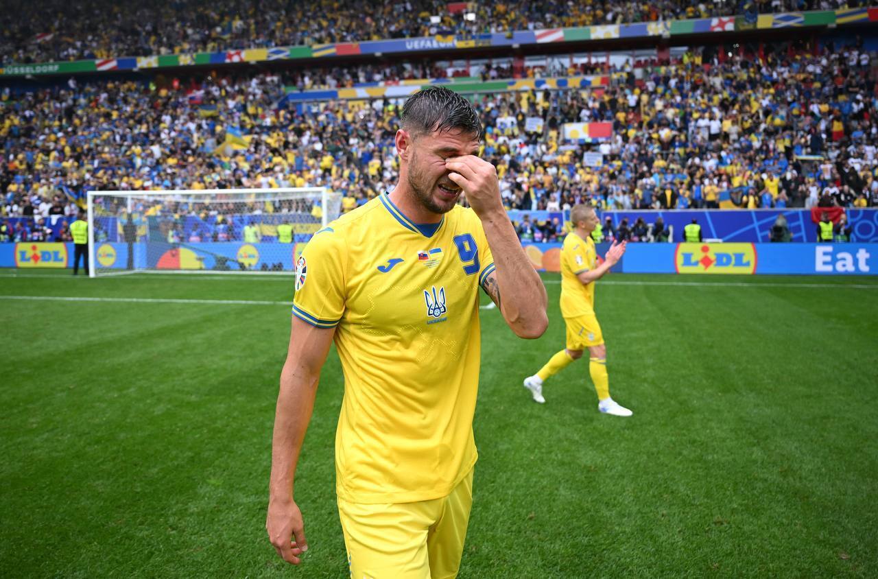 Футболист сборной Украины объяснил, почему разрыдался после матча со Словакией на Евро-2024