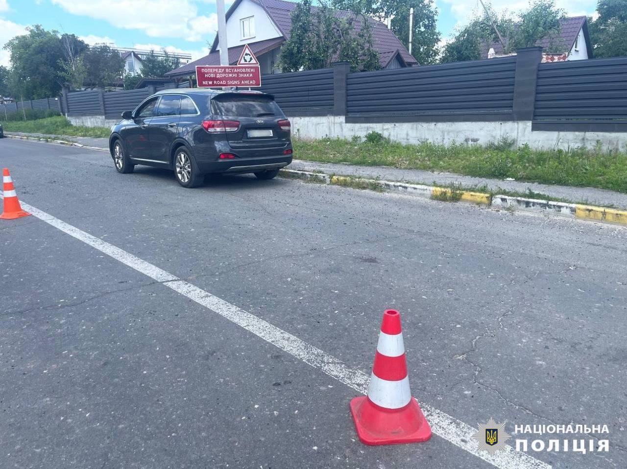 Вимагав у водія везти до кордону із Білоруссю: під Києвом пасажир підірвав у машині гранату. Усі подробиці, фото і відео