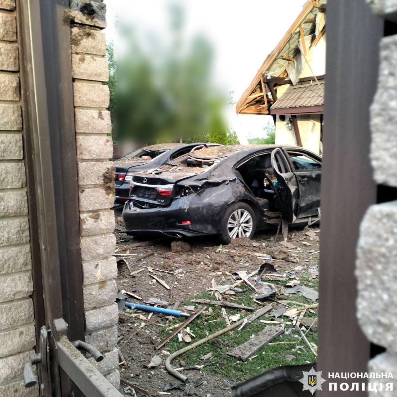 Есть пострадавшие, повреждены дома: последствия ракетной атаки в Киевской области 23 июня. Все подробности, видео и фото