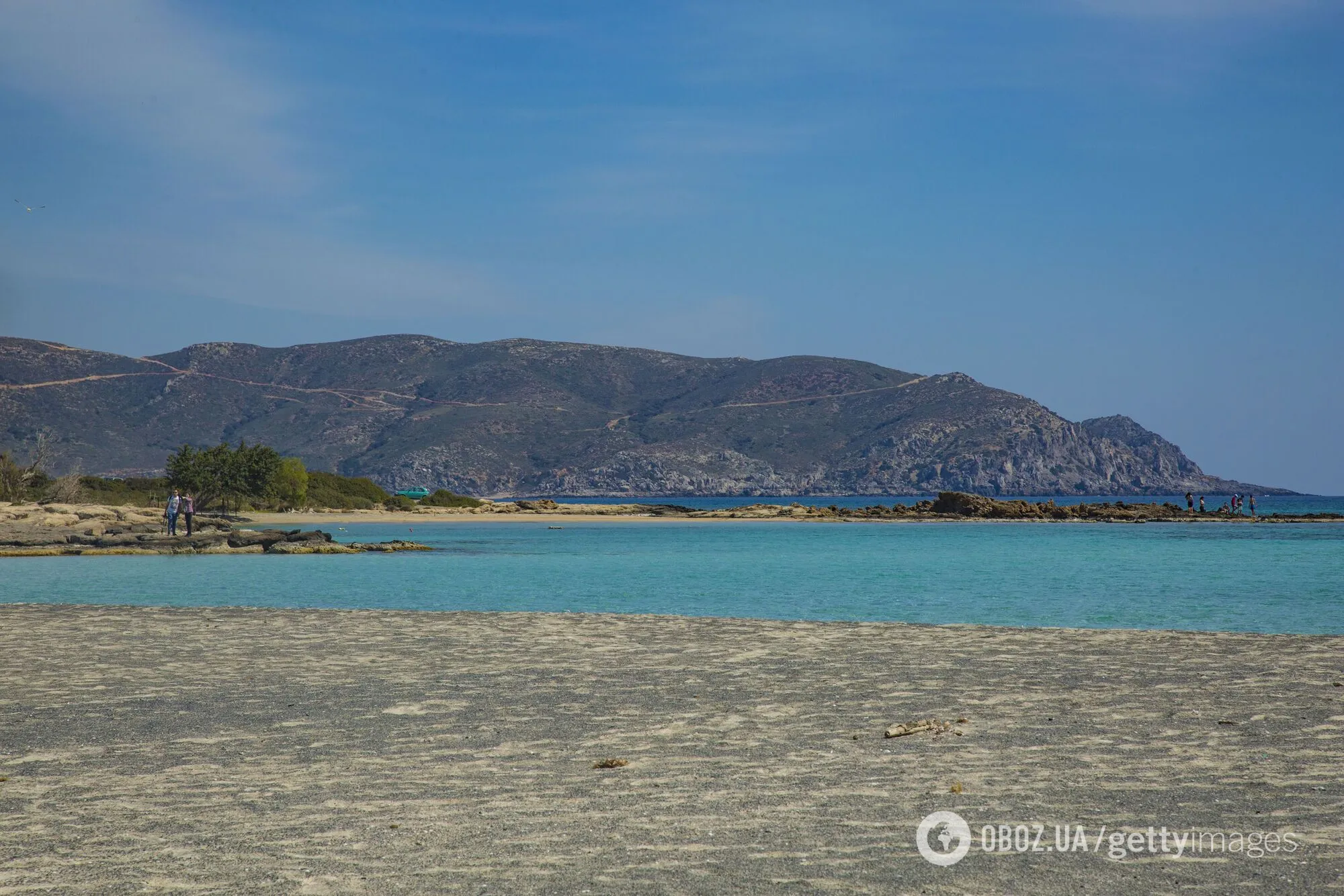 Розовый песок и бирюзовое море. Удаленный греческий пляж назвали одним из лучших в Европе