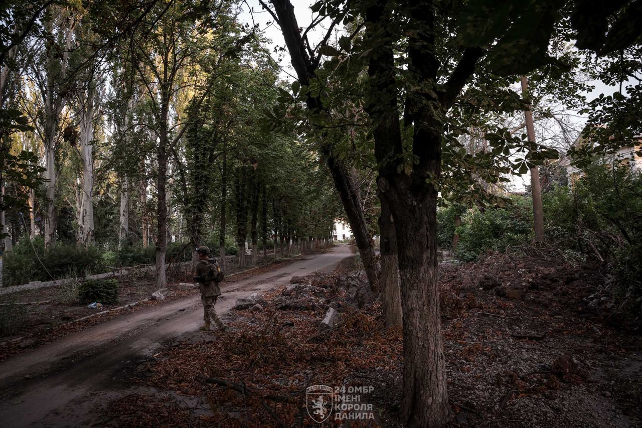 "Місто, де залишились лише тіні": військові показали, на що РФ перетворила Часів Яр. Фото