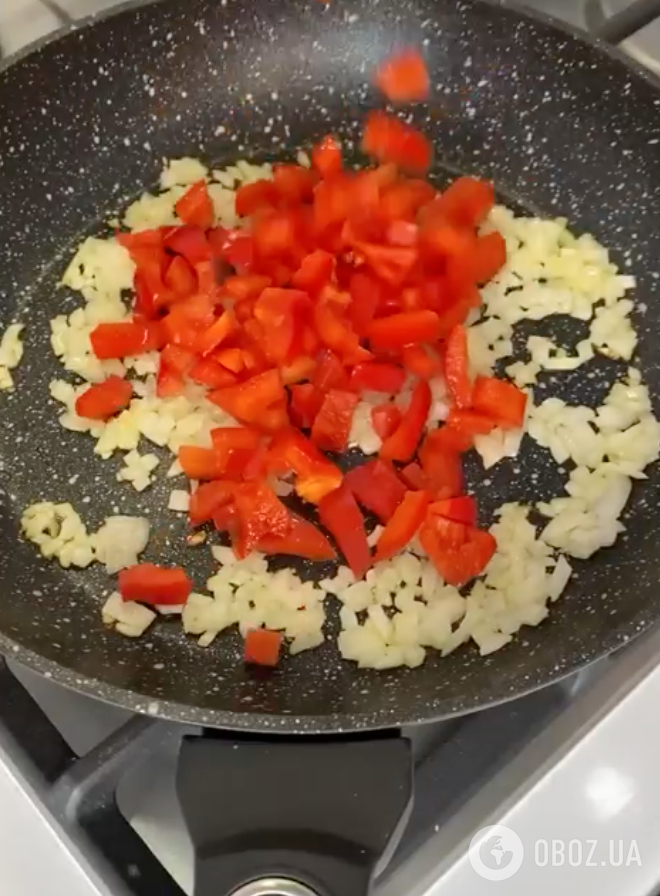 Сирі овочі для приготування страви