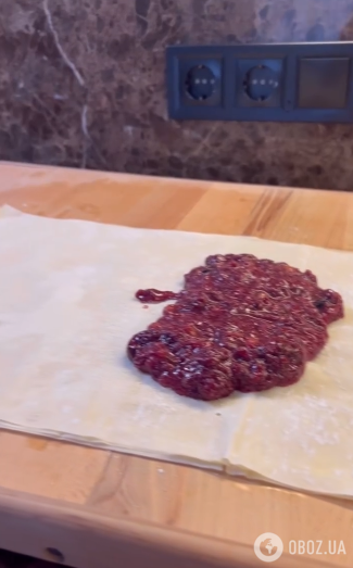 Штрудель з вишнями з тіста філо: готуємо автентичну віденську страву за 10 хвилин