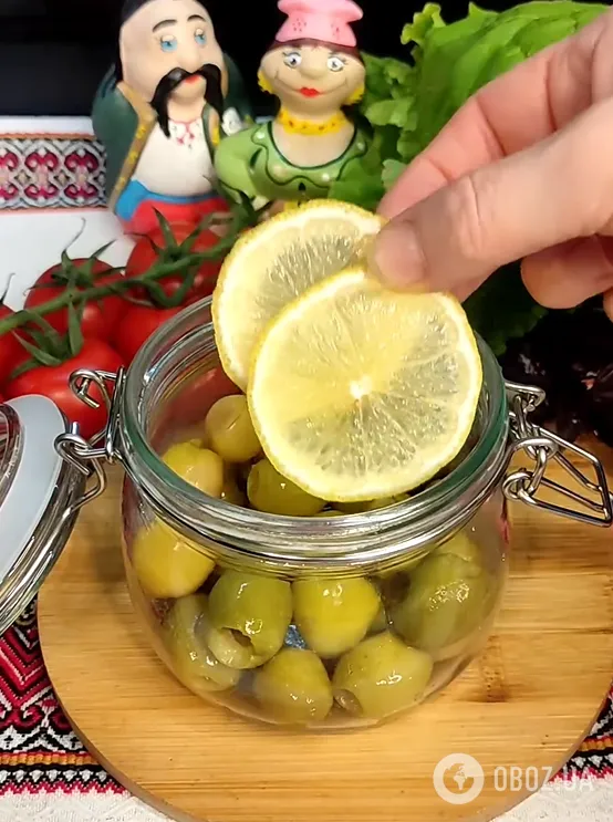 Маринована бринза з оливками: приготуйте оригінальну літню закуску, яка може замінити салати
