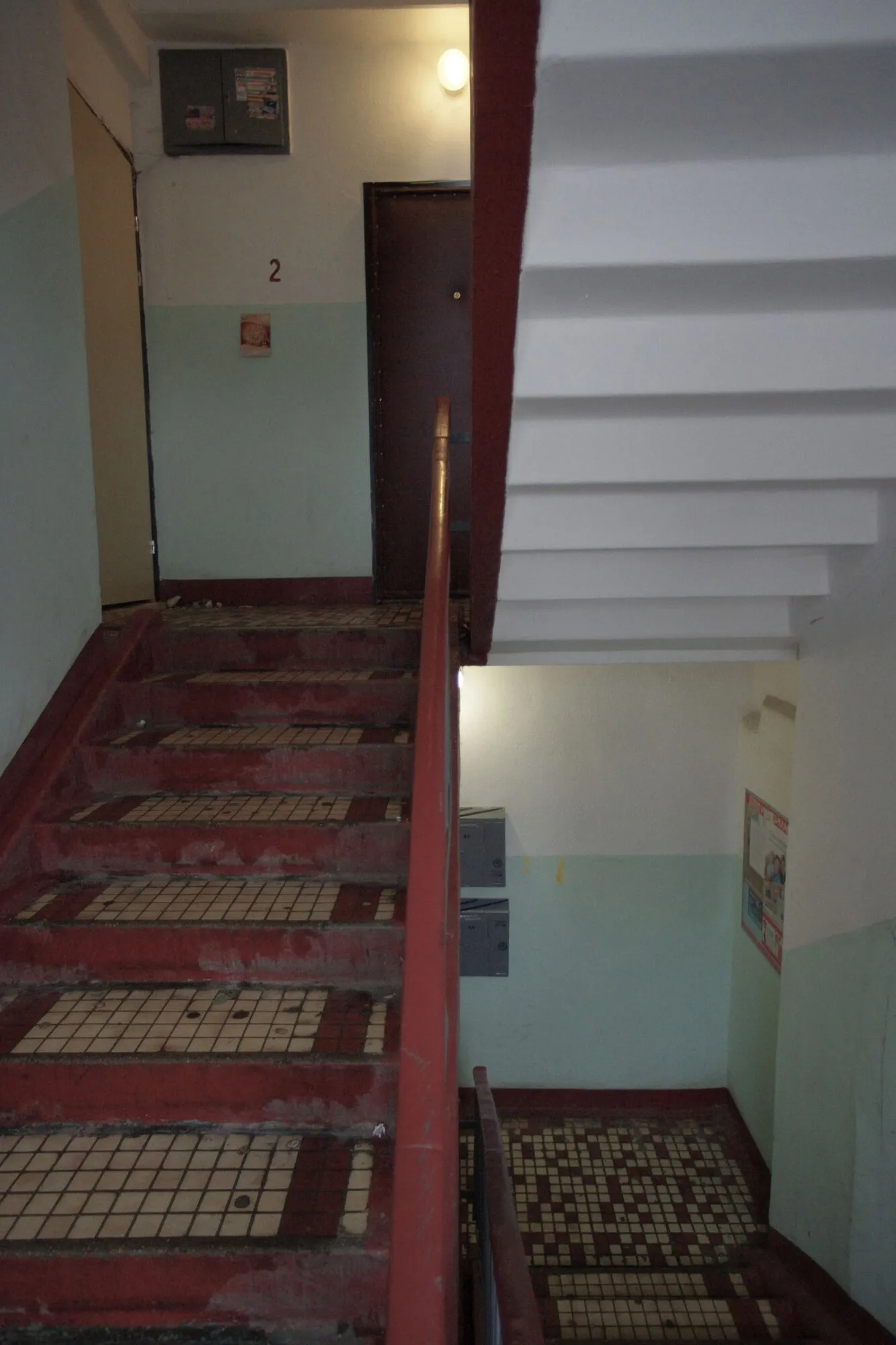 Навіщо в СРСР ставили по двоє вхідних дверей у квартиру: причина дуже проста