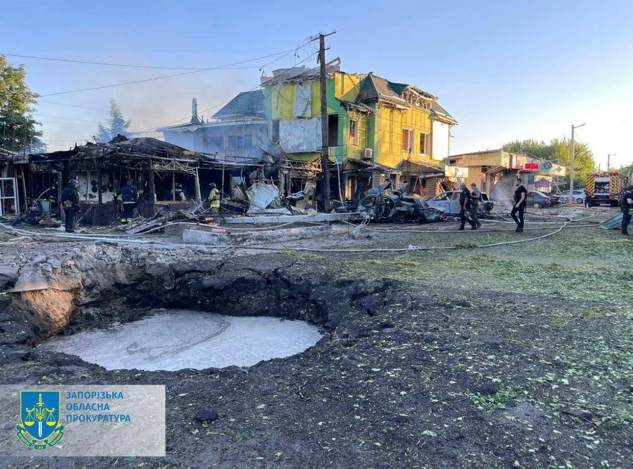 Россияне атаковали Вольнянск в Запорожье: много погибших и раненых, среди них дети. Фото и видео
