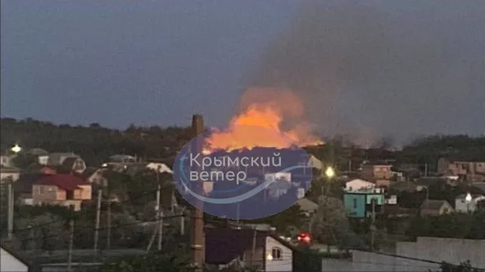 В окупованому Криму пролунали вибухи: у Щолкіно зафіксували приліт. Фото і відео
