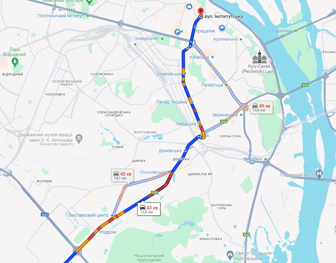 В Киеве утром на дорогах возникли пробки: где затруднено движение авто: Карта