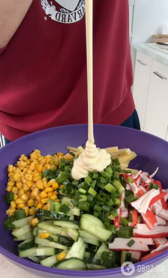 Весенне-летний крабовый салат: идеально подходит для следящих за фигурой