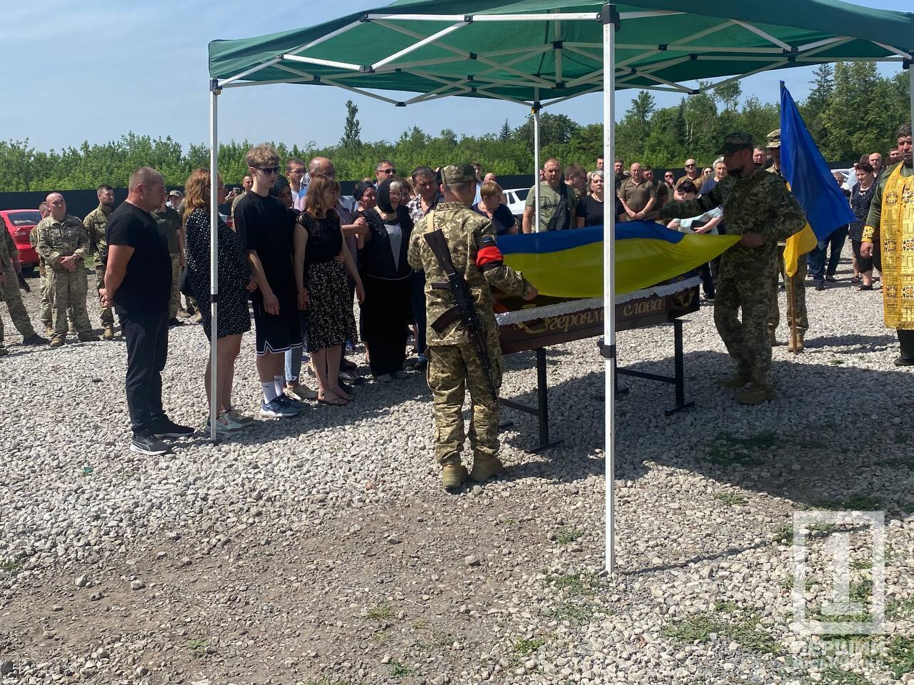 Лікарі добу боролися за його життя: у Кривому Розі попрощалися з захисником, який помер від отриманих на фронті поранень