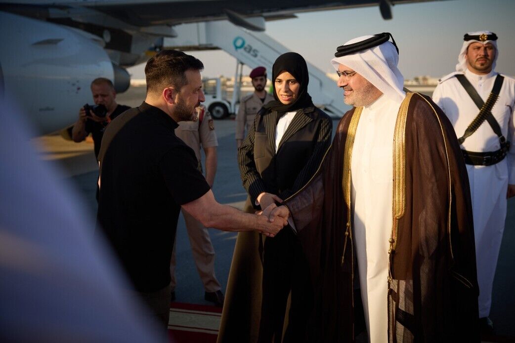Зеленський прибув до Катару: провів переговори з шейхом Тамімом бін Хамадом Аль Тані. Відео