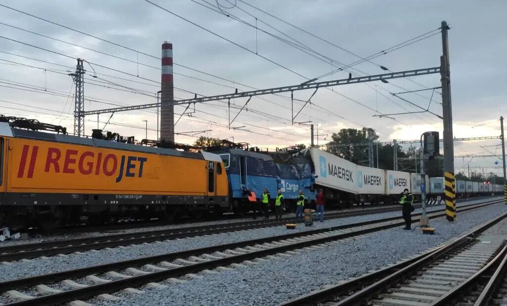 В результате столкновения поездов в Чехии погибли две украинки: подробности и фото