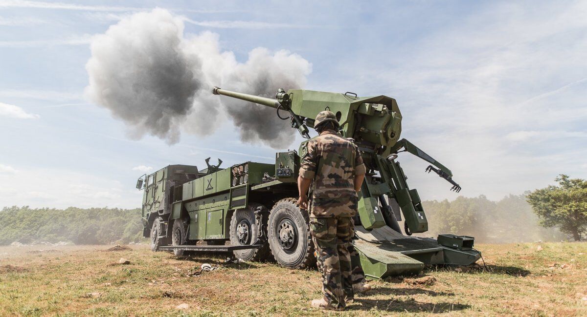 Виробник танків Leopard і САУ Caesar створить підприємство в Україні: підписано угоду за участю Зеленського