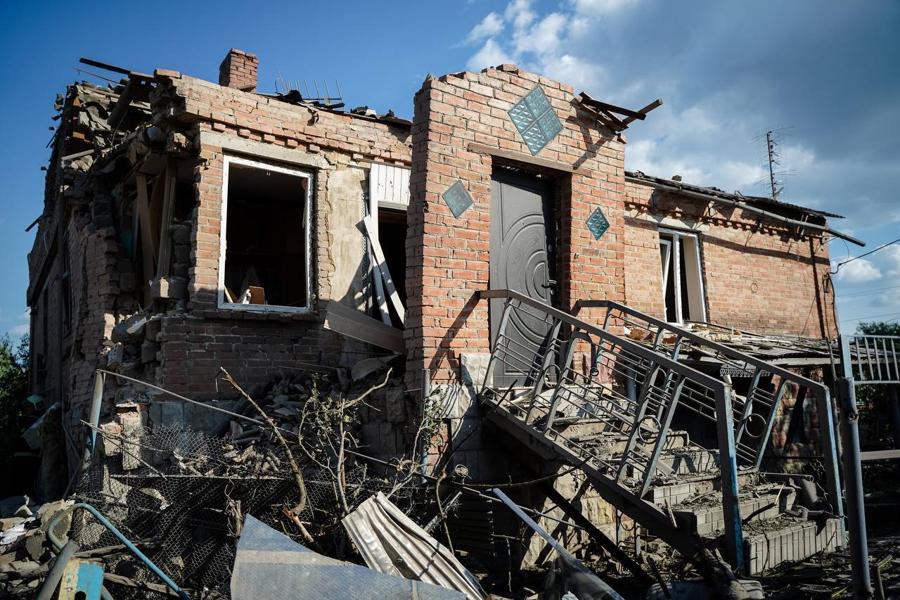 Армия РФ повредила десятки домов в Полтавской области: травмированная женщина умерла. Новые детали