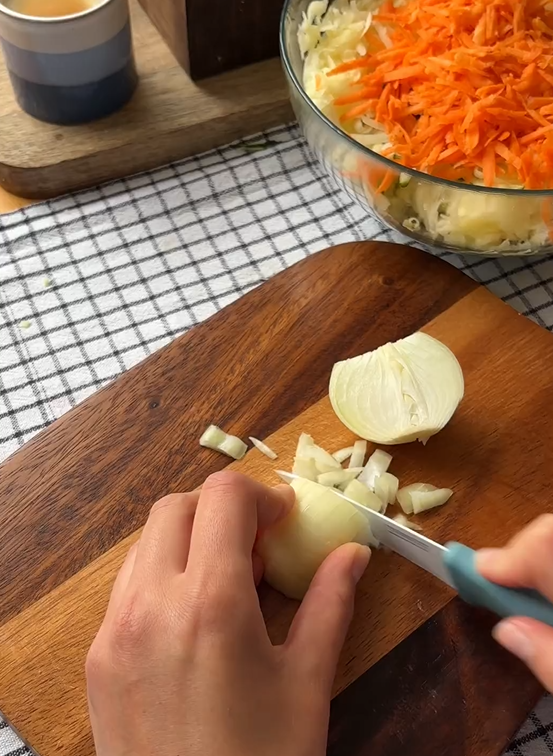 Сытная кабачковая запеканка с сыром для обеда: готовится элементарно