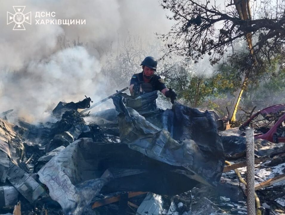 Войска РФ ударили с воздуха по Боровой и селу под Волчанском: есть жертвы, много раненых. Фото