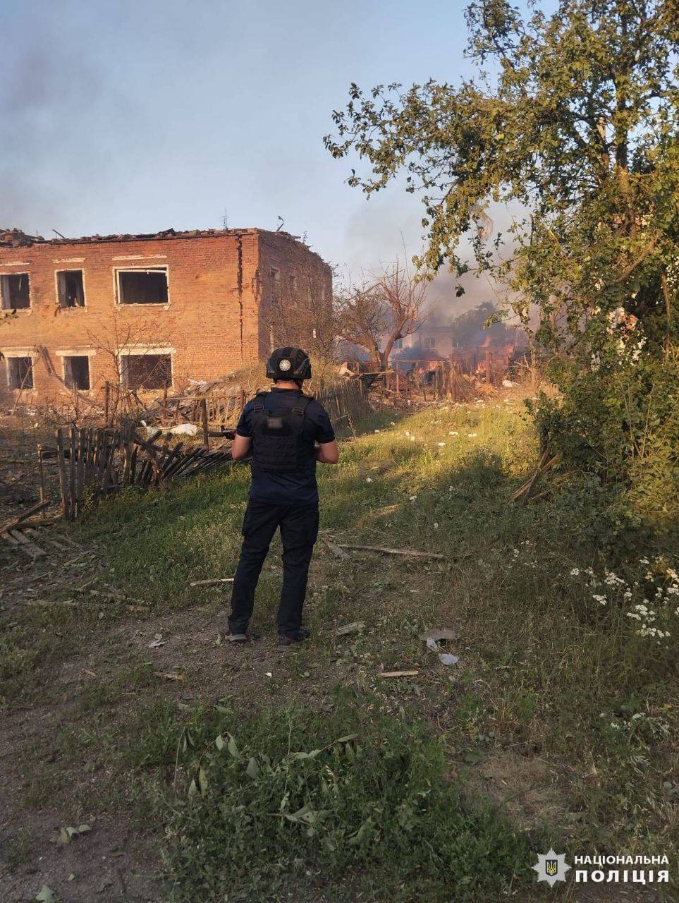 Війська РФ ударили з повітря по Боровій і селу під Вовчанськом: є жертви, багато поранених. Фото