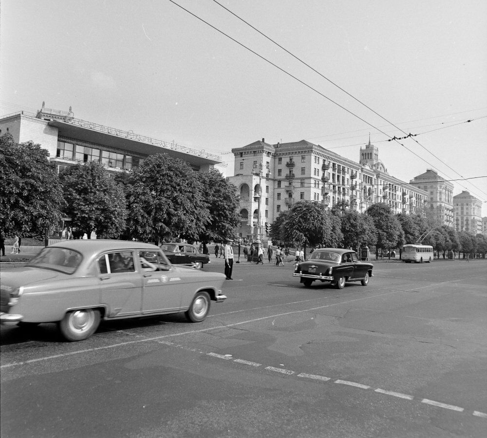 В сети показали, как выглядел Киев на снимках венгерского фотографа в 1965 году. Архивные фото