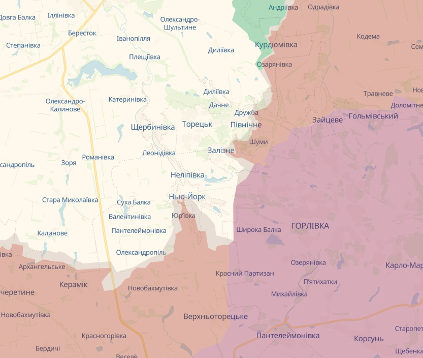 Найгарячіше на двох напрямках: у Генштабі розповіли, де намагається прорватися ворог, і озвучили його втрати. Карта