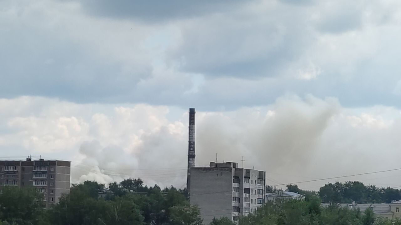 У Єкатеринбурзі спалахнула пожежа на 