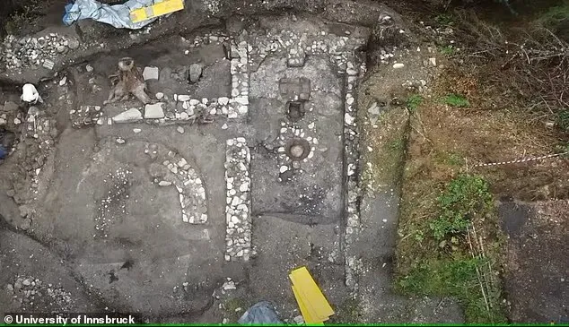 Моисей и Иисус на слоновой кости. В Австрии обнаружили уникальную реликвию в возрасте 1500 лет