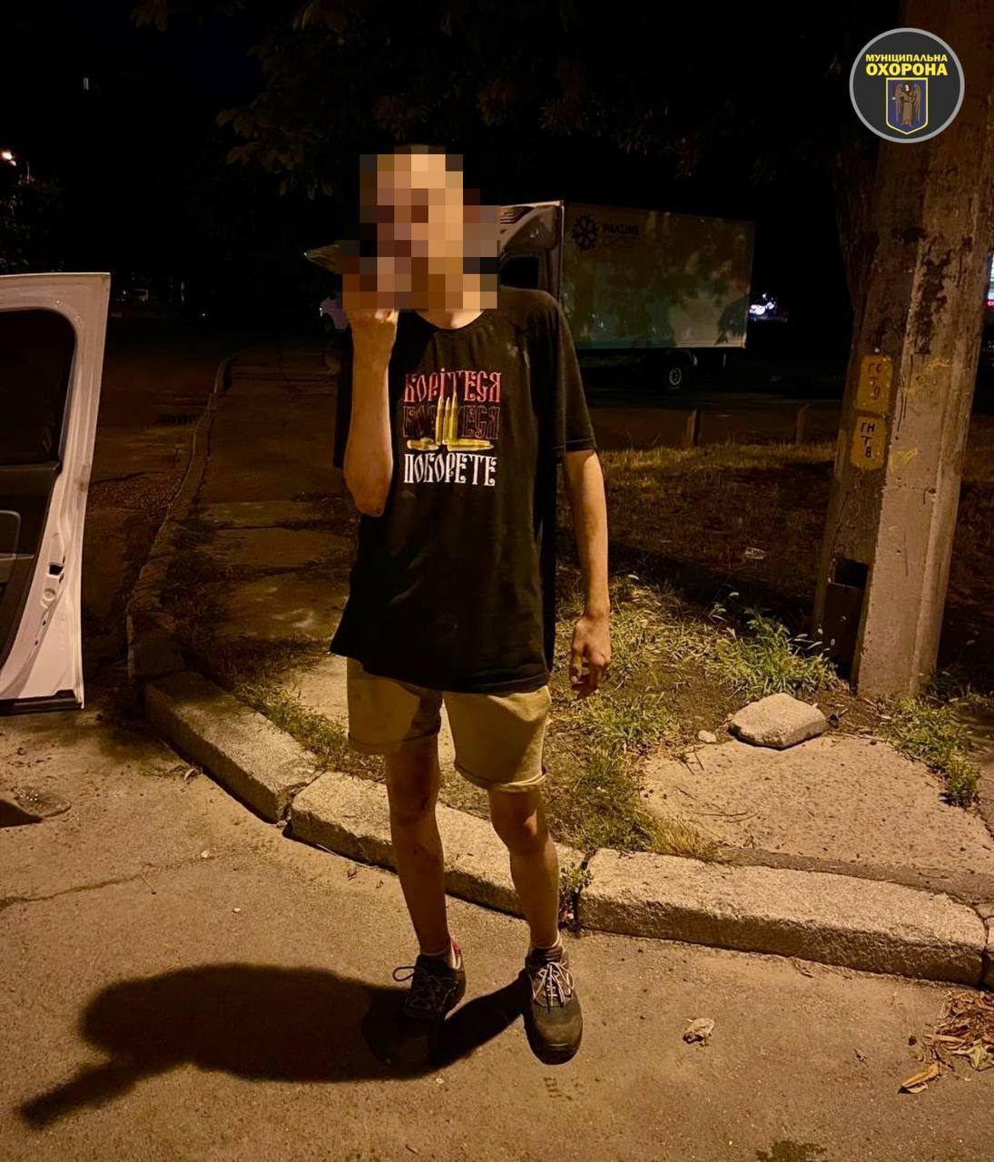 П’яна матір побила та вигнала вночі з дому: у Києві муніципали допомогли 14-річному хлопцю