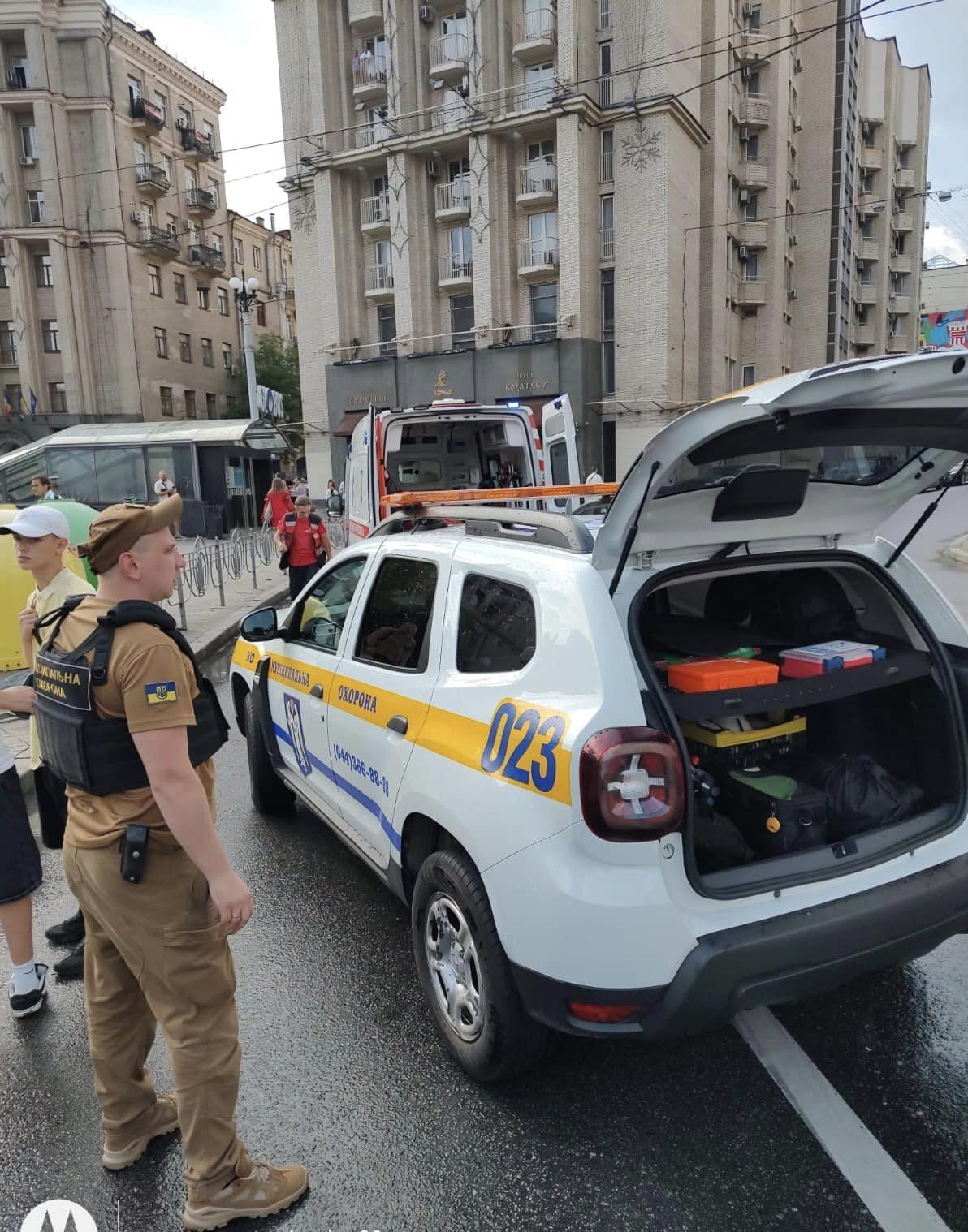 В Киеве на Майдане Незалежности произошло серьезное ДТП: видео с места