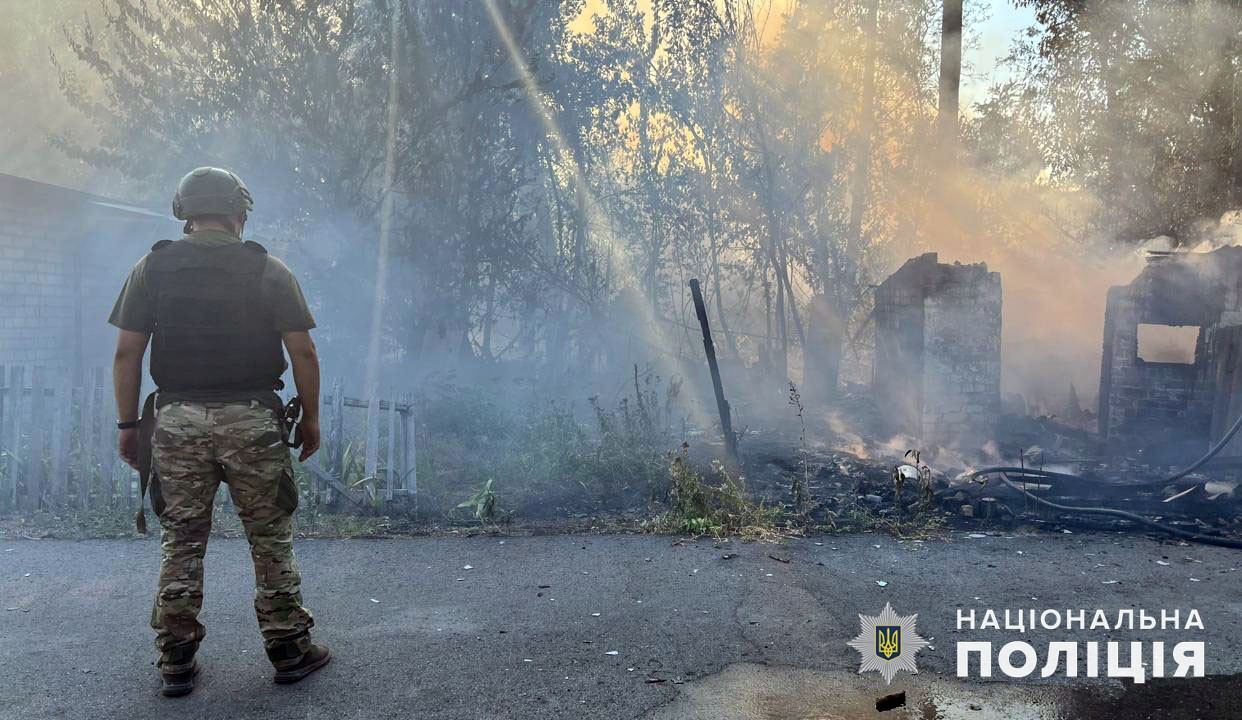 Армія Росії вдарила бомбами та дронами по мирних жителях Донеччини: троє поранених