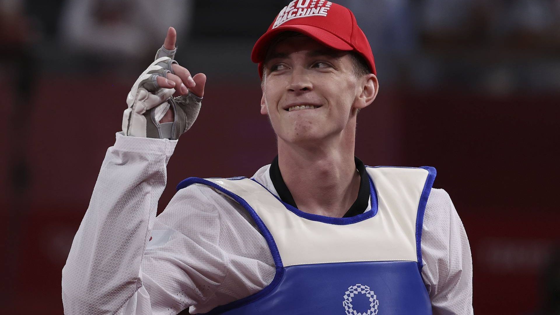 "Украли мечту просто потому, что русский": чемпион ОИ из РФ пожаловался на отстранение от Олимпиады-2024
