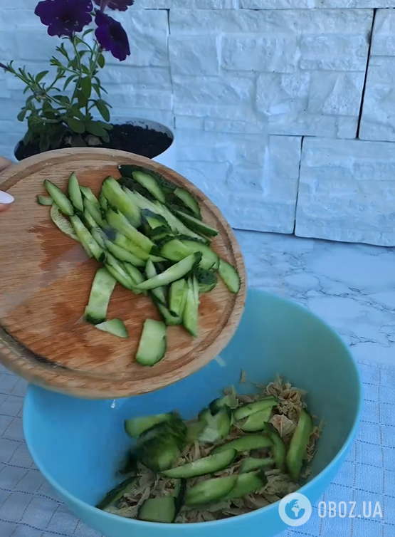 Найсмачніший салат з куркою без майонезу: чим краще заправити страву