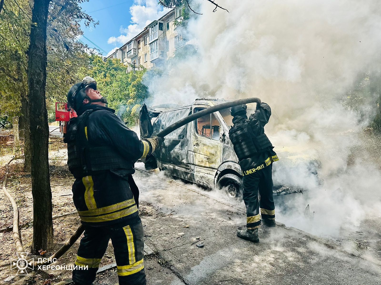 Загорелась машина гражданского