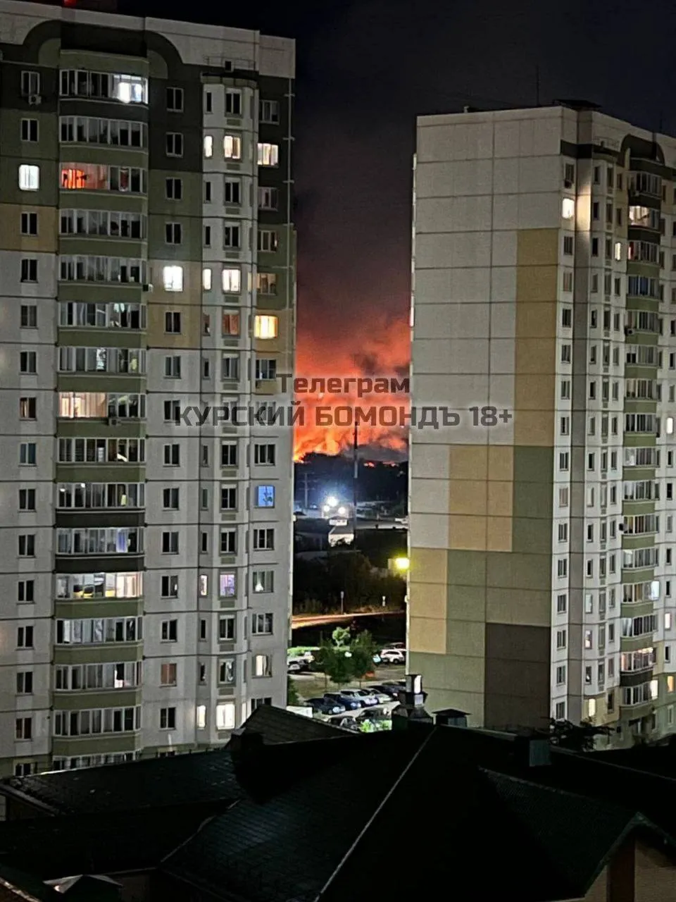 В Курске мощный пожар в районе КЗТЗ: пламя видно за горизонтом. Фото и видео